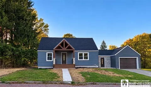 128 Howard St, Jamestown, NY 14701