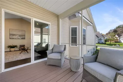 Exterior - 534 Audubon Trl Trl, Irondequoit, NY 14622 photo 4 of 7