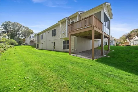 Exterior - 534 Audubon Trl Trl, Irondequoit, NY 14622 photo 5 of 7