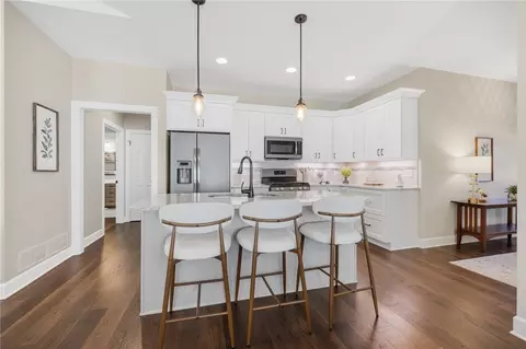 Kitchen - 534 Audubon Trl Trl, Irondequoit, NY 14622 photo 1 of 2