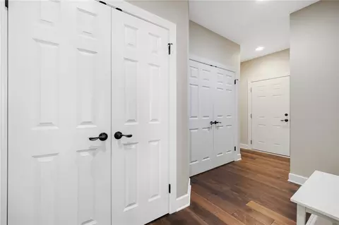 Entry Way - 534 Audubon Trl Trl, Irondequoit, NY 14622 photo 4 of 7