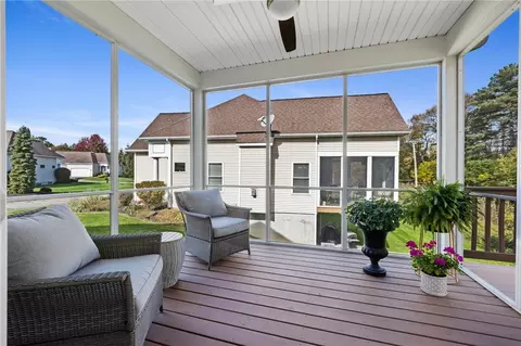Exterior - 534 Audubon Trl Trl, Irondequoit, NY 14622 photo 3 of 7