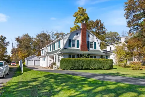77 Cayuga St, Seneca Falls, NY 13148