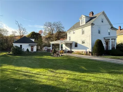 962 South Ave, Custer City, PA 16725