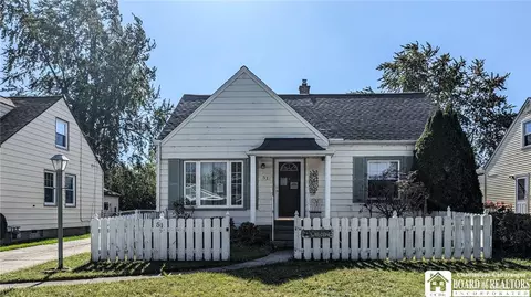 51 Stoneleigh Ave, Buffalo, NY 14223
