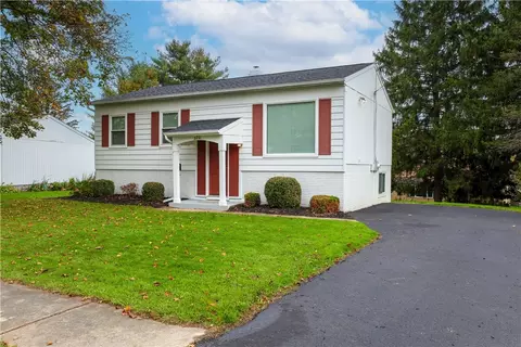 220 Lee Ave, Horseheads, NY 14845