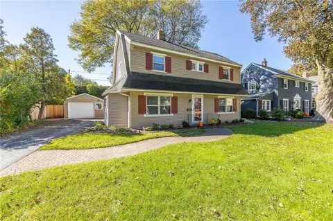 43 Buffard Dr, Brighton, NY 14610