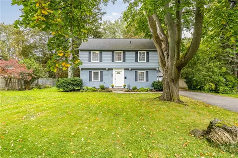 66 Commonwealth Rd, Rochester, NY 14618