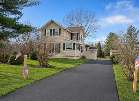 1709 Drake Rd, Brockport, NY 14420