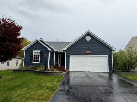 1464 Coral Dr, Farmington, NY 14425