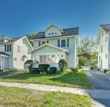 Exterior - 69 Hardison Rd, Irondequoit, NY 14617 photo 2 of 6