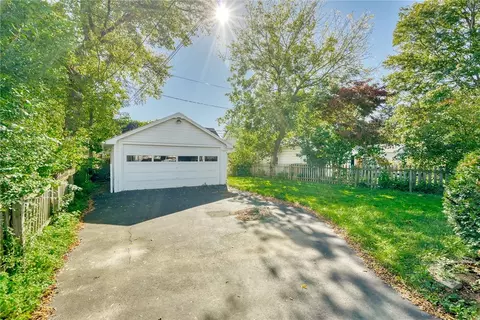 Exterior - 69 Hardison Rd, Irondequoit, NY 14617 photo 6 of 6