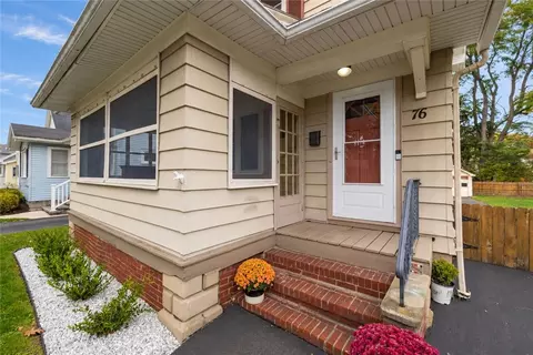 Exterior - 76 Armstrong Ave, Irondequoit, NY 14617 photo 3 of 9