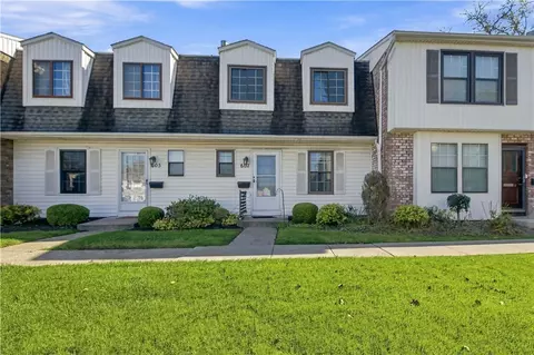 607 French Rd, Rochester, NY 14618