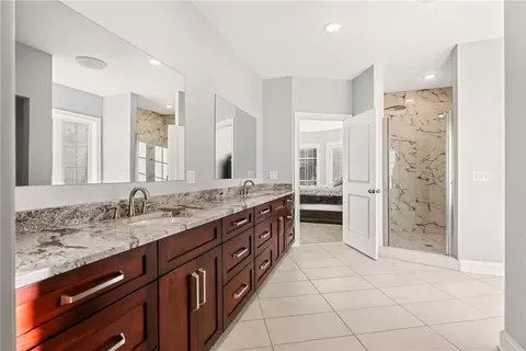 Bath - 667 Seneca Rd, Irondequoit, NY 14622 photo 1 of 4