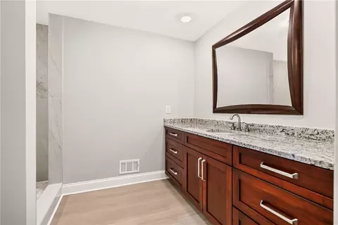 Bath - 667 Seneca Rd, Irondequoit, NY 14622 photo 2 of 4