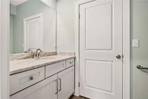 Bath - 673 Seneca Rd, Irondequoit, NY 14622 photo 1 of 6
