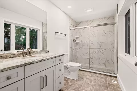 Bath - 673 Seneca Rd, Irondequoit, NY 14622 photo 6 of 6