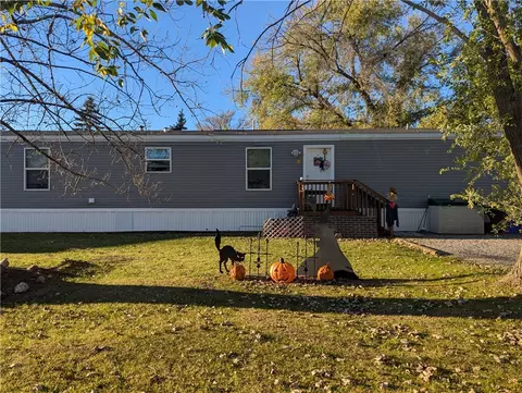7862 Clinton Street Rd, Bergen, NY 14416