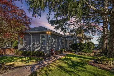 412 Beach Ave, Rochester, NY 14612