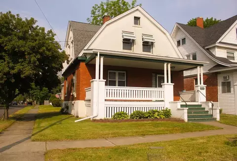 811 Walnut St, Elmira, NY 14901