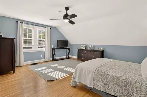 Bedroom - 155 Hoover Rd, Irondequoit, NY 14617 photo 1 of 6