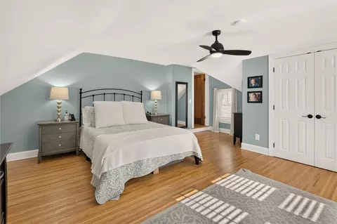 Bedroom - 155 Hoover Rd, Irondequoit, NY 14617 photo 2 of 6