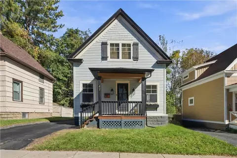 42 Riverview Pl, Rochester, NY 14608
