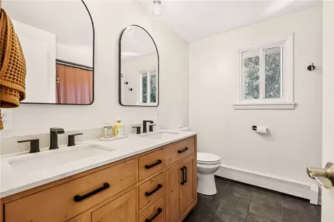 Bath - 46 Astronaut Dr, Irondequoit, NY 14609 photo 1 of 2
