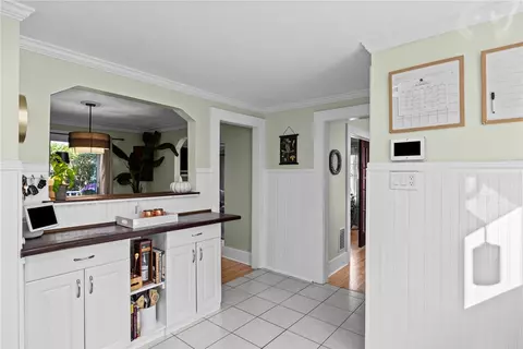 Entry Way - 551 Spencer Rd, Irondequoit, NY 14609 photo 3 of 3