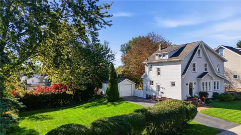 Exterior - 551 Spencer Rd, Irondequoit, NY 14609 photo 3 of 12