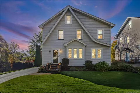 Exterior - 551 Spencer Rd, Irondequoit, NY 14609 photo 12 of 12