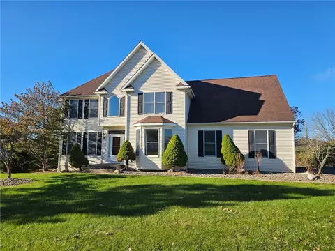 145 Barrington Rd N, Horseheads, NY 14845