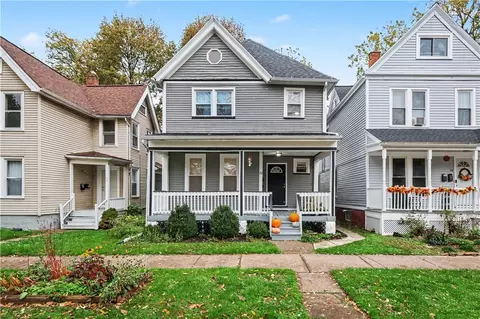 32 Hickory St, Rochester, NY 14620
