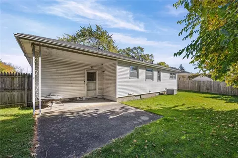 Exterior - 173 Willow Ave, Irondequoit, NY 14609 photo 5 of 6
