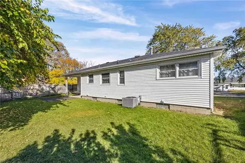 Exterior - 173 Willow Ave, Irondequoit, NY 14609 photo 3 of 6