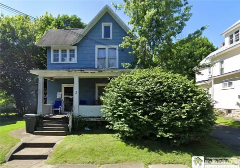 3 Lake St, Jamestown, NY 14701