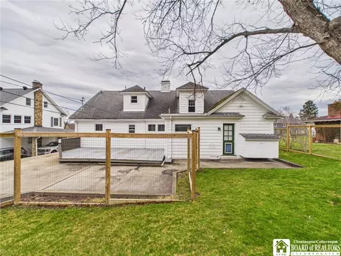 Exterior - 422 York St, Olean, NY 14760 photo 4 of 10