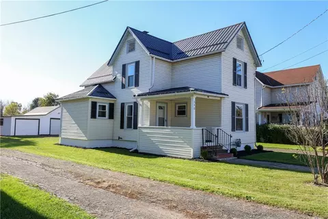 Exterior - 340 E High St, Erwin, NY 14870 photo 2 of 6