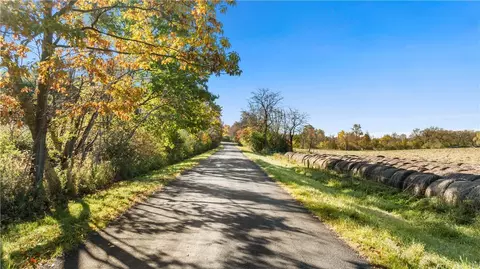 9621 Crisfield Rd, Lodi, NY 14860