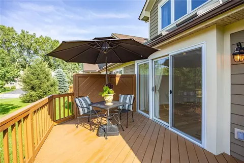Exterior - 396 Spinnaker Ln, Webster, NY 14580 photo 3 of 4