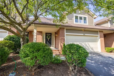 Exterior - 396 Spinnaker Ln, Webster, NY 14580 photo 4 of 4