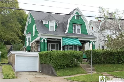 37 Maple St, Jamestown, NY 14701