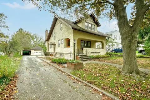 Exterior - 163 Vinton Rd, Irondequoit, NY 14622 photo 2 of 12