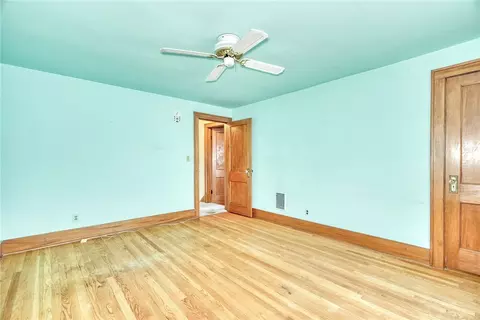 Bedroom - 163 Vinton Rd, Irondequoit, NY 14622 photo 6 of 10
