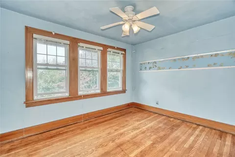 Bedroom - 163 Vinton Rd, Irondequoit, NY 14622 photo 1 of 10