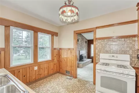 Kitchen - 163 Vinton Rd, Irondequoit, NY 14622 photo 2 of 3