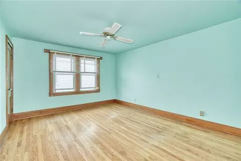 Bedroom - 163 Vinton Rd, Irondequoit, NY 14622 photo 4 of 10