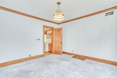Living - 163 Vinton Rd, Irondequoit, NY 14622 photo 5 of 11
