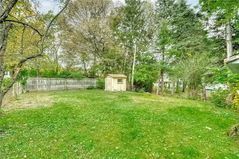 Exterior - 163 Vinton Rd, Irondequoit, NY 14622 photo 11 of 12